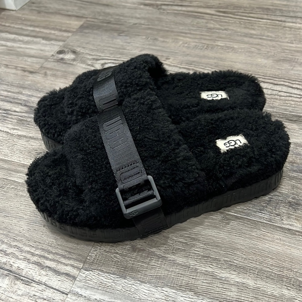 New UGG Black Fluffita Flatform Slide Sandal